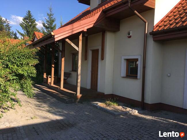 Dom w spokojnej okolicy