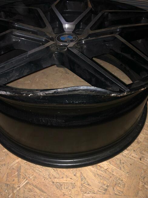 FELGI KOMPLET 20 5x120 BMW Aluminium-2 felgi uszkodzone