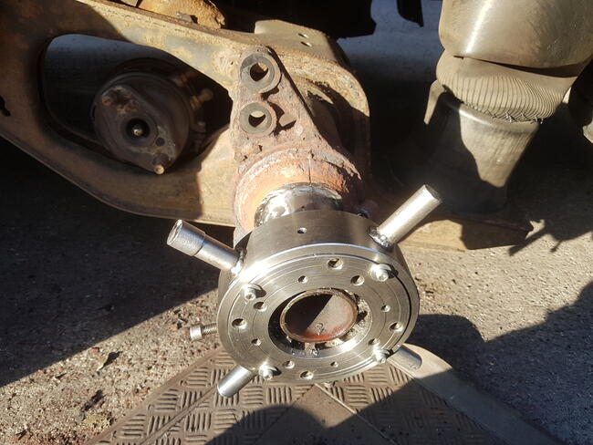 MOBILNA NAPRAWA I REGENERACJA GWINTÓW CZOPÓW OSI SAF SCHMITZ