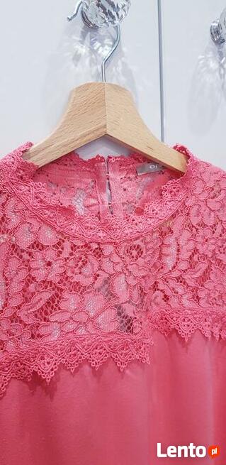 Koronkowa bluzeczka orsay