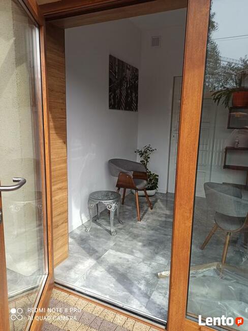 Usługi rejestracji pojazdów oferuje firma Bez Kolejki WWL