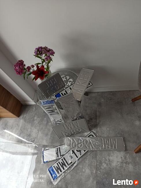 Usługi rejestracji pojazdów oferuje firma Bez Kolejki WWL