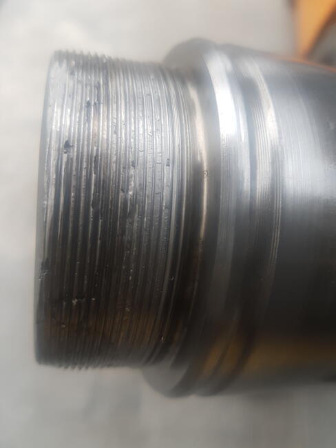 MOBILNA NAPRAWA I REGENERACJA GWINTÓW CZOPÓW OSI SAF SCHMITZ