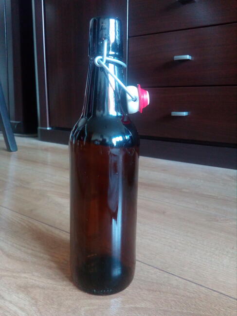 Butelki z automatyczym zamknieciem poj. 0,5 l