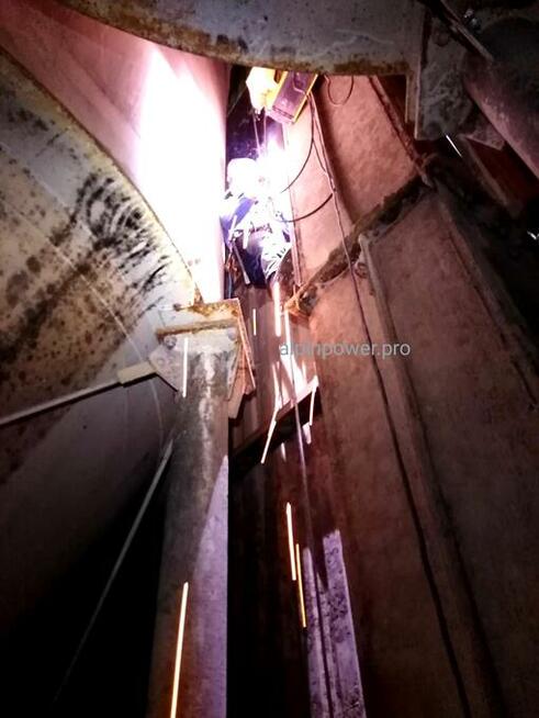 Prace wysokościowe Usługi Alpinistyczne Alpinista