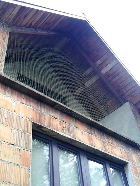 Montaż siatki dla kota na balkon preciw ptakóm na gołębie