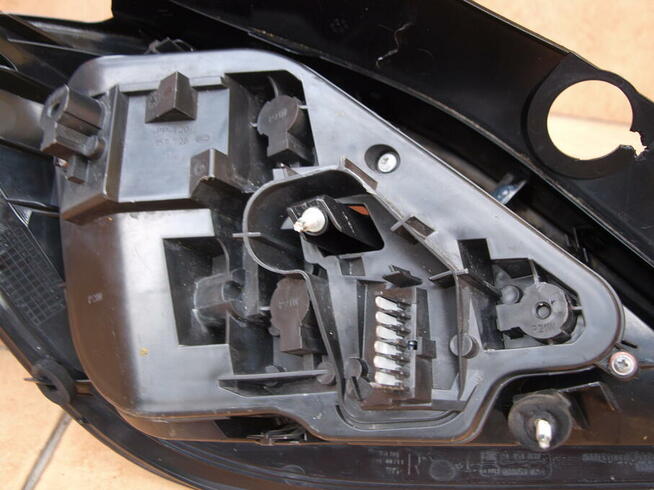 Opel Astra H lampa prawa tył 2004 - 2008r (europa)