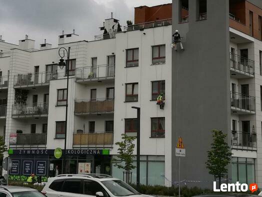 Prace wysokościowe Usługi Alpinistyczne Alpinista