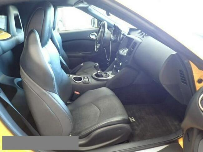 Nissan 370 Z 2017, 3.7, BASE, porysowany lakier