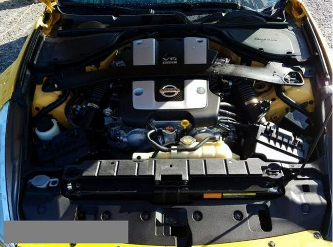 Nissan 370 Z 2017, 3.7, BASE, porysowany lakier