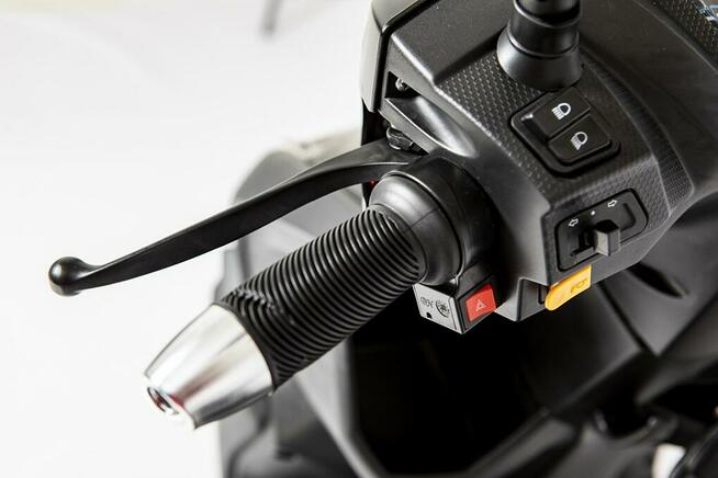 Skuter elektryczny motorower 1500W J-King EEC L1e od 14 lat