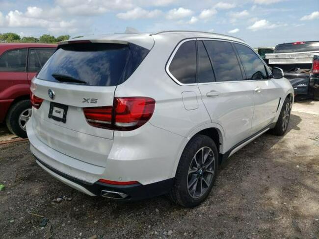 BMW X5 2018, 3.0L, XDRIVE35I, porysowany lakier