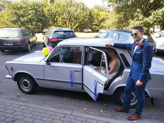 Duży Fiat 125p do ślubu i na sesję zdjęciową.