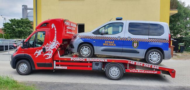 Pomoc Drogowa 24h Holowanie Naprawa Na Drodze Wymiana Koła D