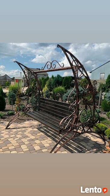 Huśtawki, ławki ogrodowe z metalu. Kowalstwo artystyczne