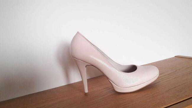 Czułenka Ryłko r. 37 - ecrue