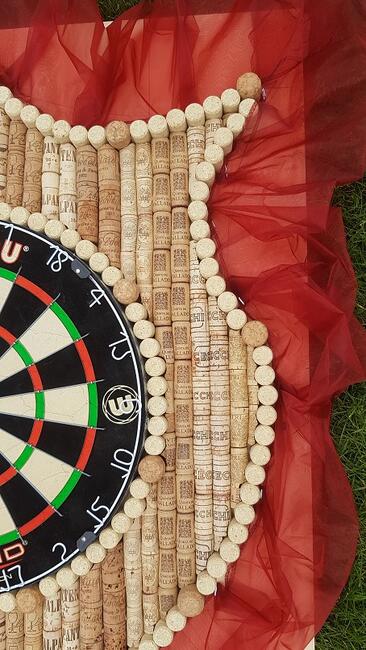 Dart tarcza profesjonalna w skrzyni zamykana