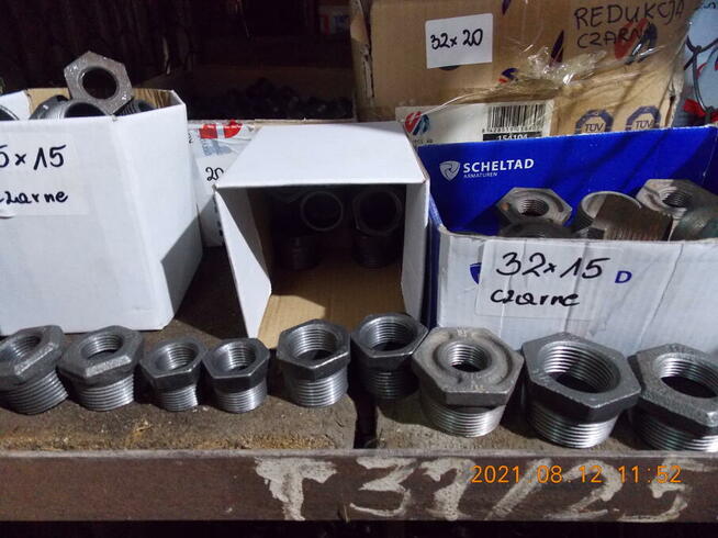 KSZTAŁTKI CZARNE DO CENTRALNEGO: trójnik, kolano, mufa