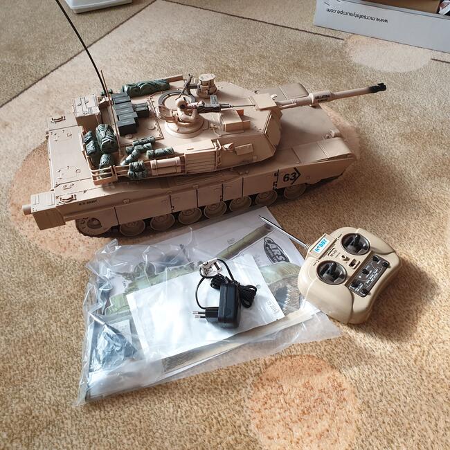 Czołg M1A2 Abrams 1:16 Carson - na prezent