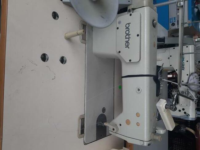 Sprzedam maszyny do szycia