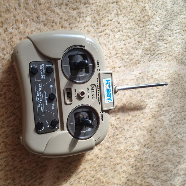 Czołg M1A2 Abrams 1/16 Carson