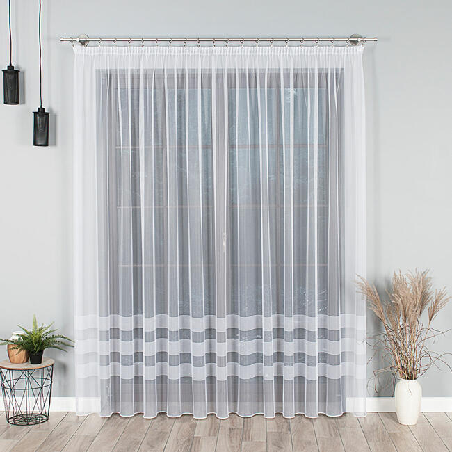 Długie firany na taras i balkon, firanki szyte na taśmie