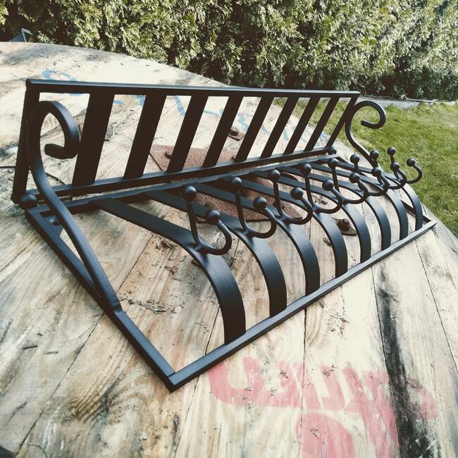 Wieszak metalowy Belsoo