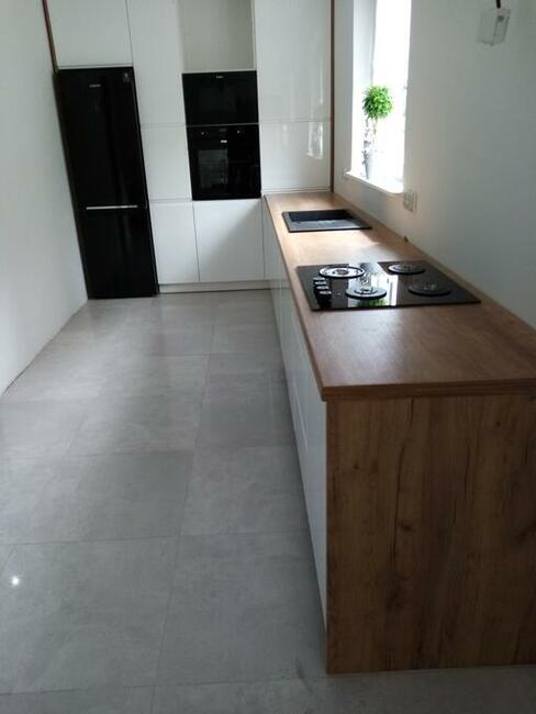 kuchnie i szafy na wymiar