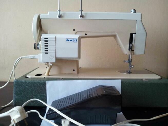 Maszyna do szycia Łucznik 432 TUR2 w walizce