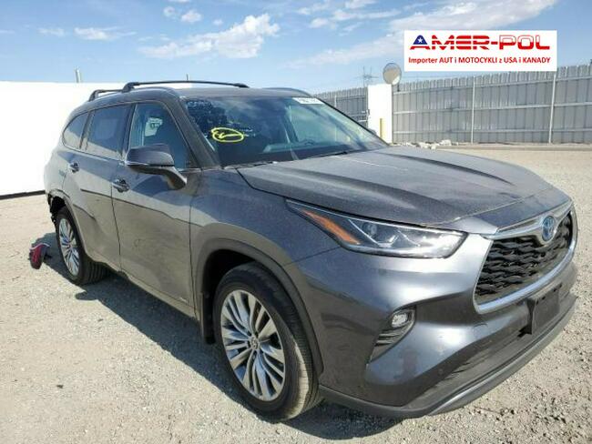 Toyota Highlander 2022, 2.5L, od ubezpieczalni