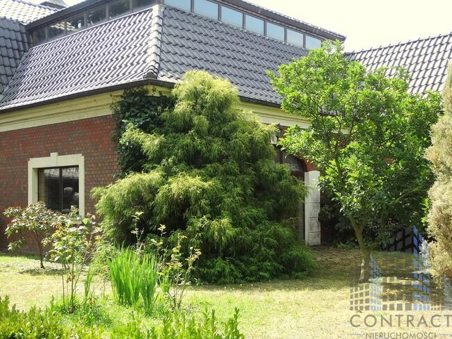 Kompleks pałacowo - parkowy ok Wrocław