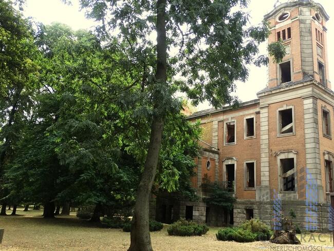 Kompleks pałacowo - parkowy ok Wrocław