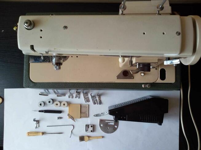 Maszyna do szycia Łucznik 432 TUR2 w walizce