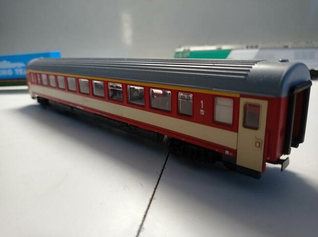 POCIąGI wagony lokomotywa H0