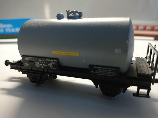 POCIąGI wagony lokomotywa H0