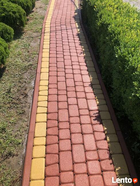 Profesjonalne mycie kostki elewacji dachu Ostrowiec