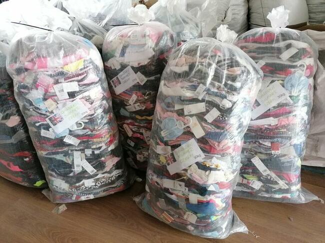 Hurt Odzież używana Sortowana Anglia Dania filmówki