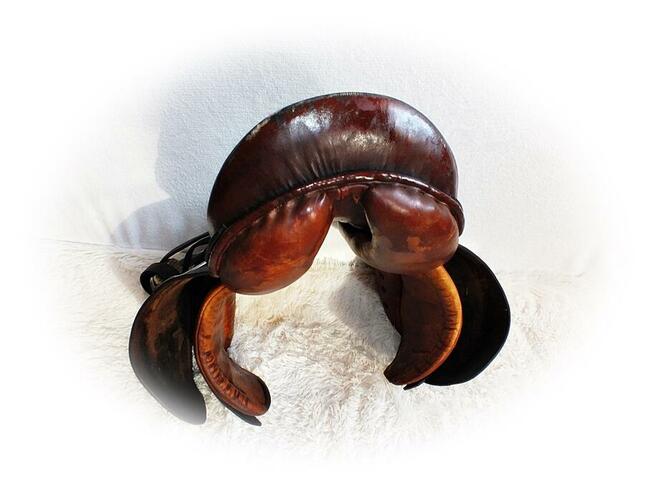 Siodło skórzane do jazdy konnej kompletne Western