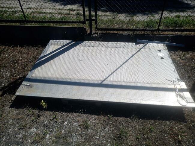 Opis ALUMINOWA używana BAR seria BC - 1500 do windy 1,5t wy
