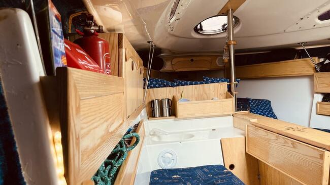 Sasanka Viva 700 żaglówka sprzedam