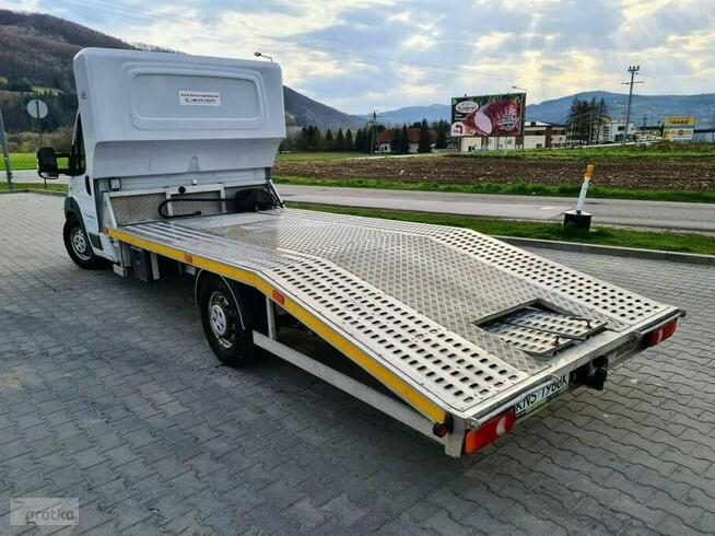 Fiat Ducato Transport samochodów osobowych z BERLINA/ESSEN, BOCHUM/CHEMNITZ/WIEDEN