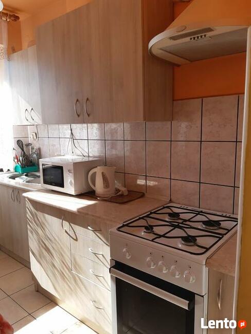 Pokoje dla studentów i uczniów szkół średnich, pracujących