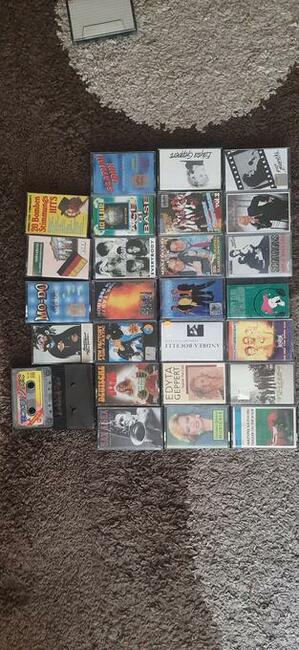 Kolekcja kaset magnetofonowych