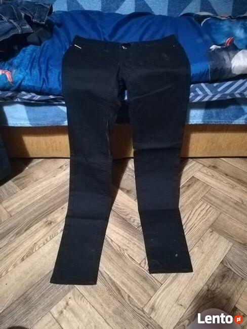 Spodnie damskie