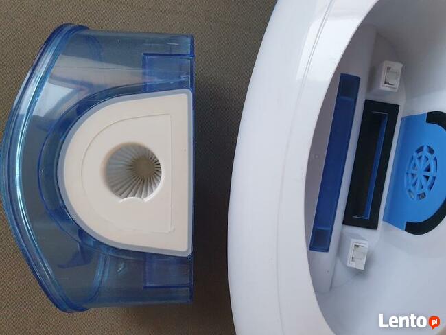 Odkurzacz ręczny ze światłem UV-C