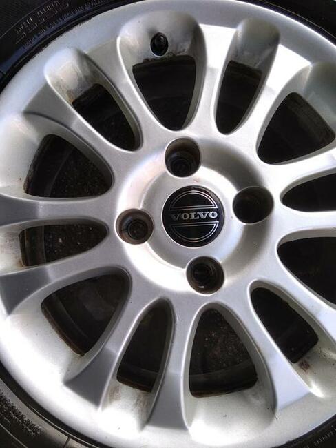 Felgi do Volvo + opony
