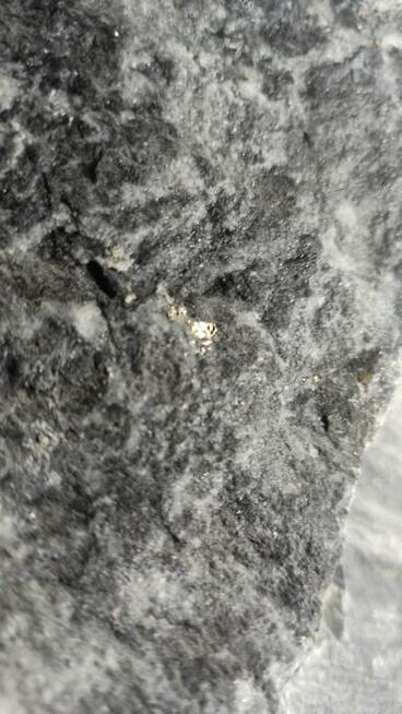 Unikatowe łazienki wykończone kamieniem