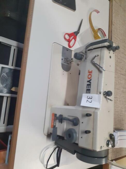 Sprzedam maszyny do szycia