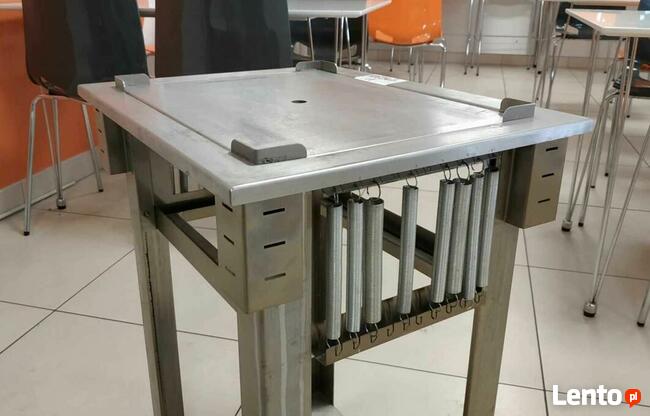 Dystrybutor do tac gastronomicznych