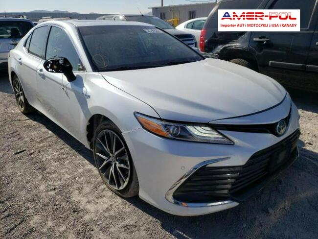 Toyota Camry 2021, 2.5L, od ubezpieczalni